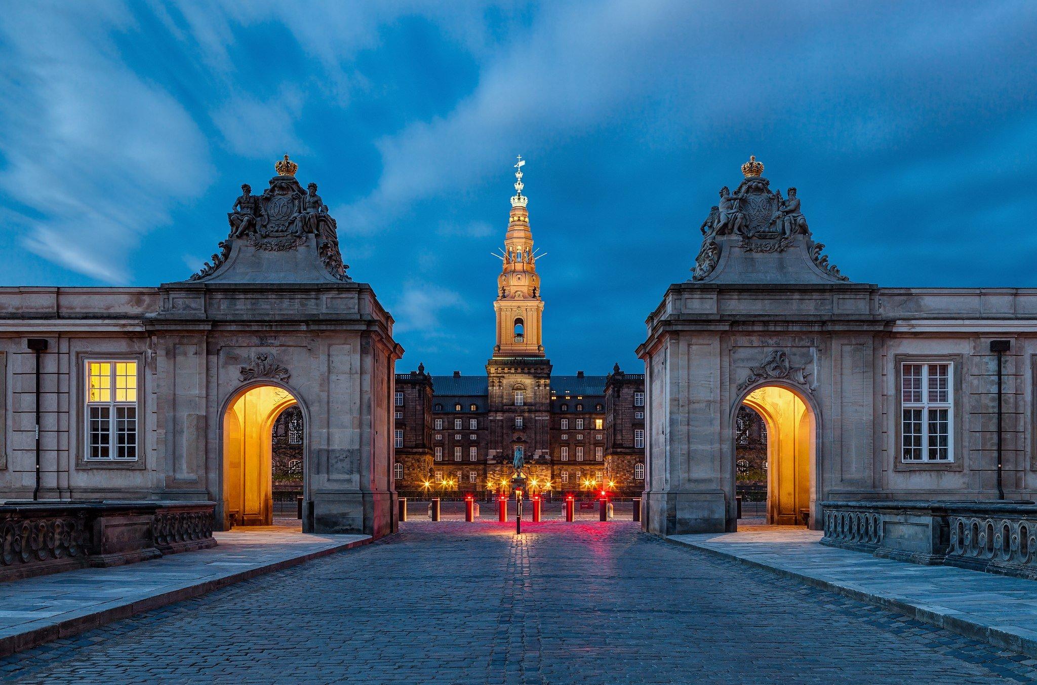 Christiansborg from the Marble Bridge