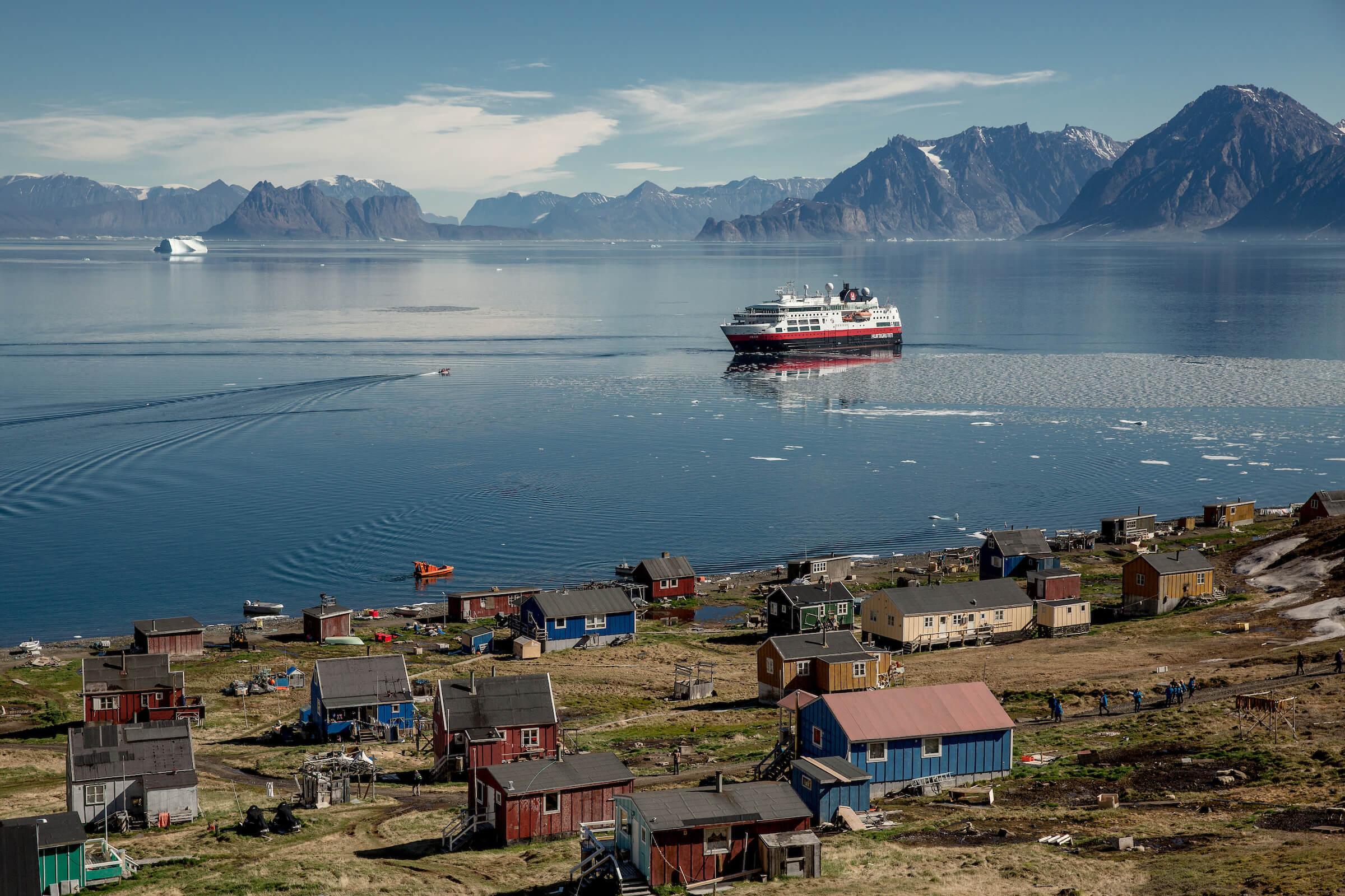 The Greenlandic settlement of Illorsuit with MS Fram in the background. Photo by Mads Pihl.jpg