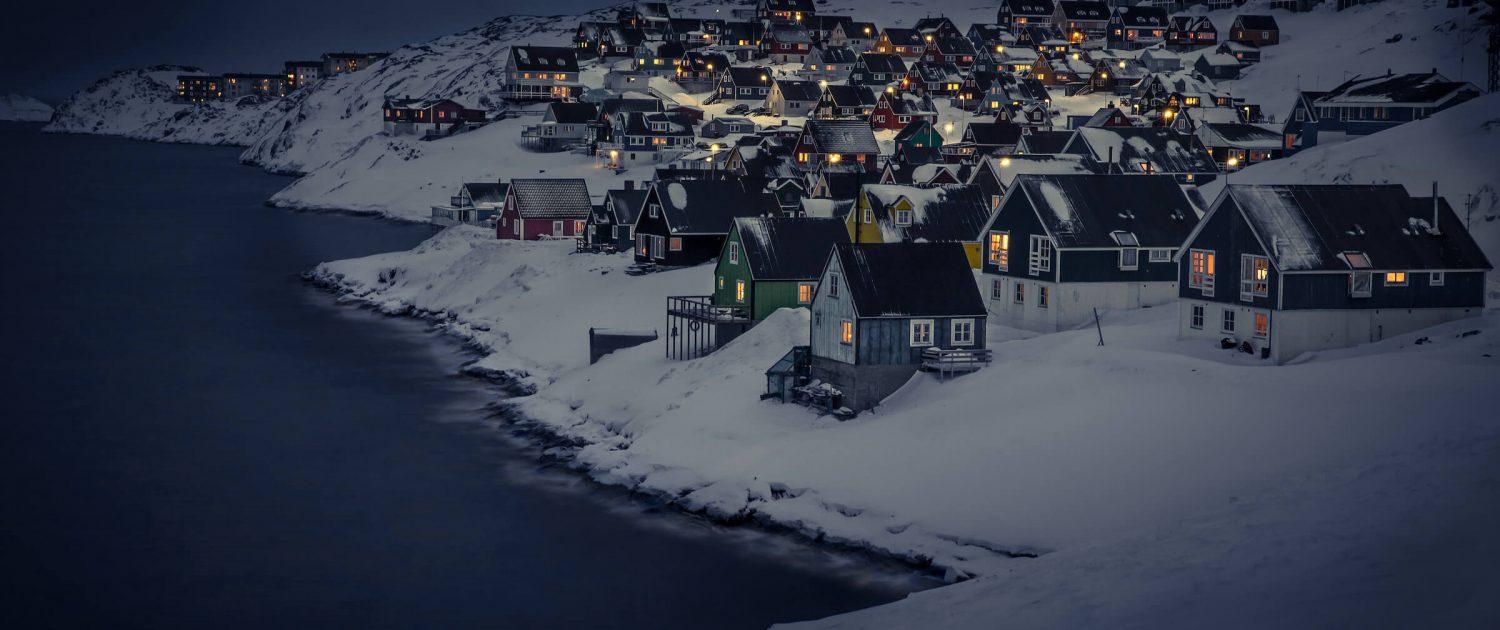 Myggedalen in Nuuk, Greenland, on a winter's night. By Mads Pihl