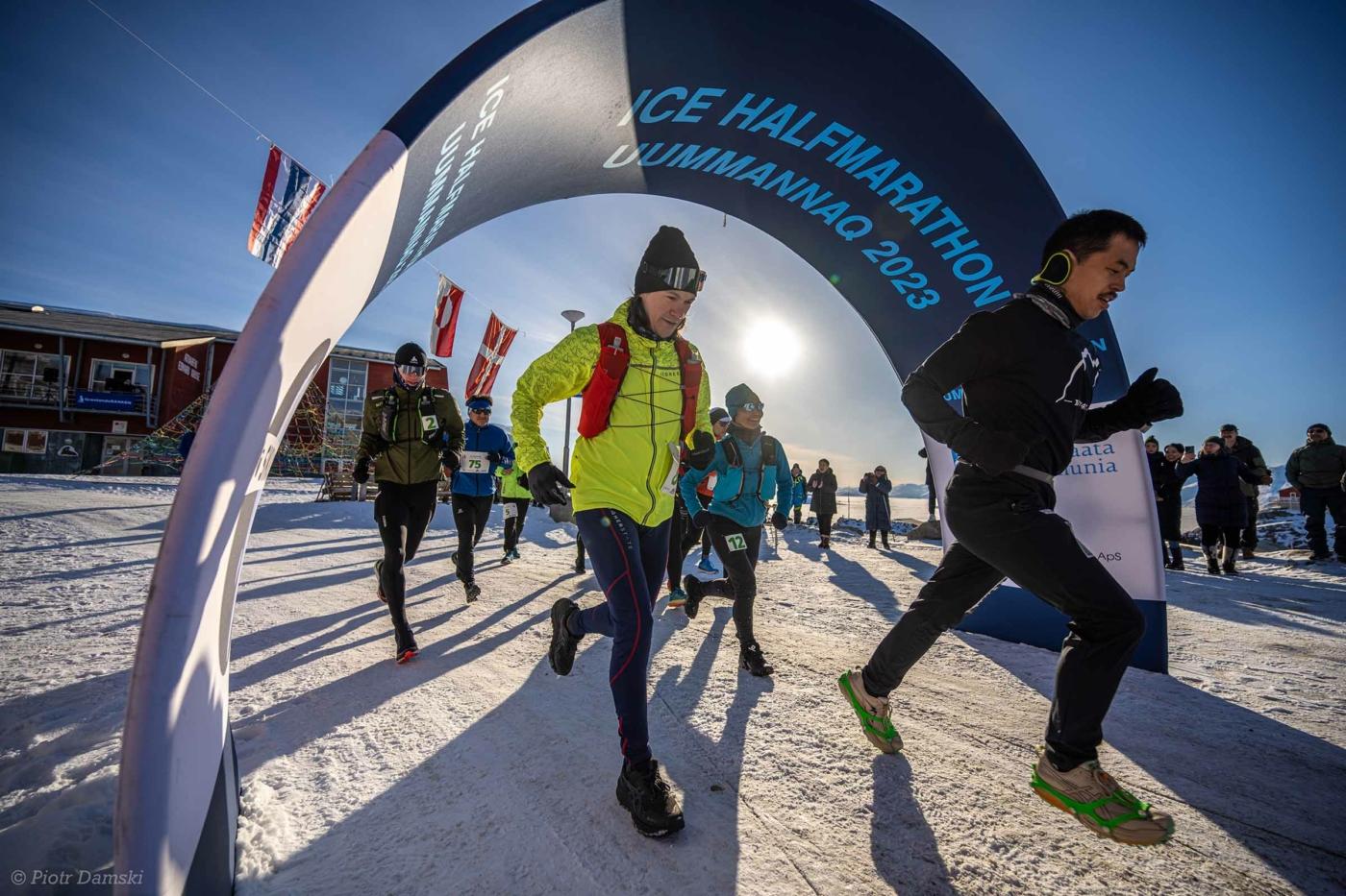 Ice Marathon Uummannaq. Photo by Piotrek Damski