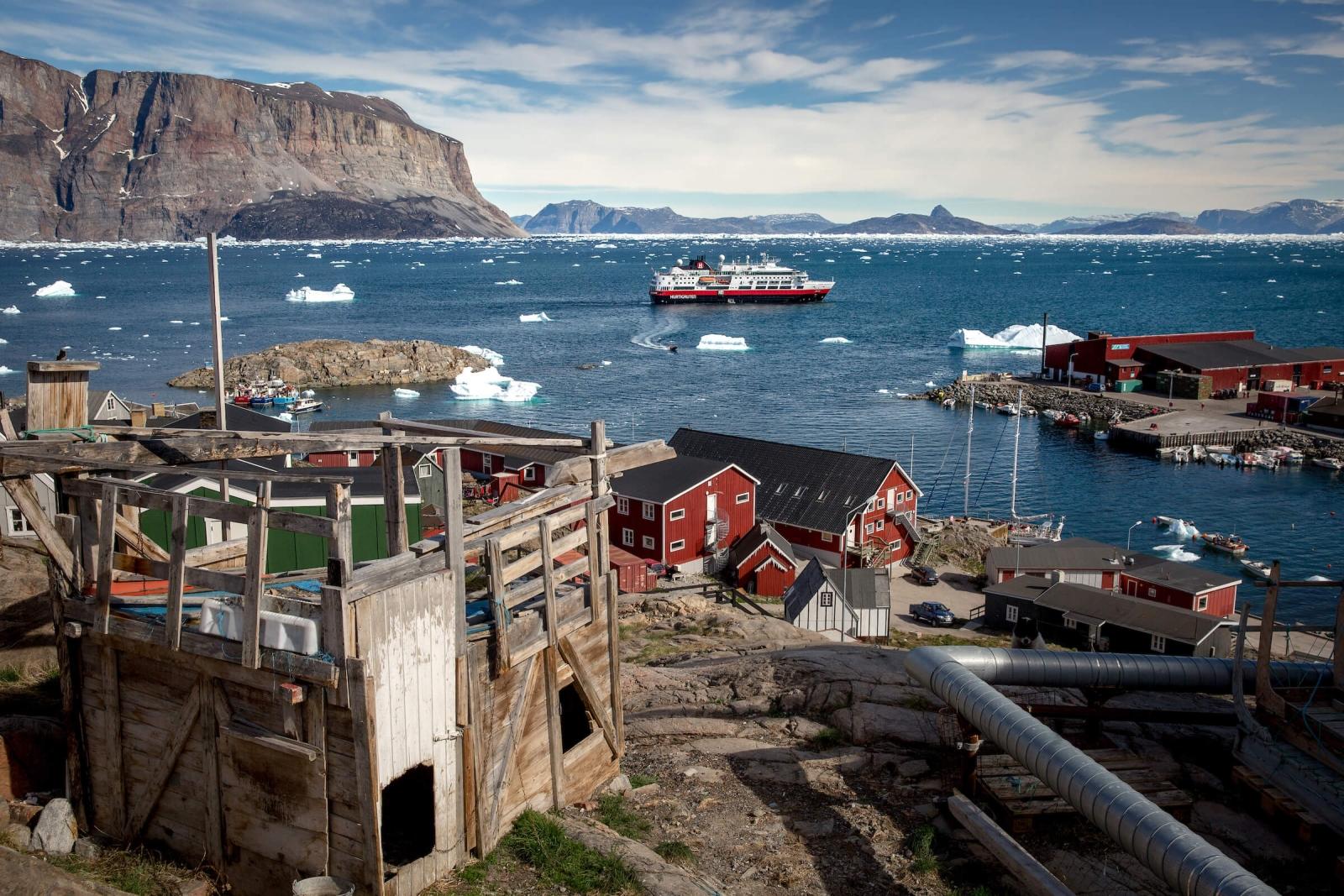 Hurtigruten's MS Fram in the Uummannaq bay in Greenland