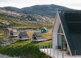 Sustainable huts at Ilimanaq lodge. Photo - Jessie B. Evans, Visit Greenland