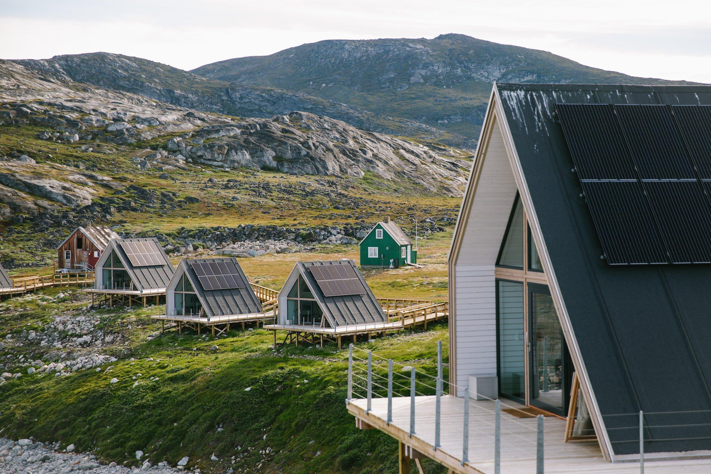 Sustainable huts at Ilimanaq lodge. Photo - Jessie B. Evans, Visit Greenland