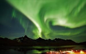 Northern Lights in East Greenland. Photo by Tasiilaq Tours