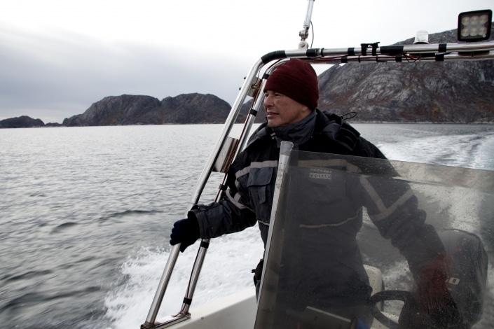 Leif Fontaine sailing a boat. Photo by West Greenland Wildlife – Visit Greenland