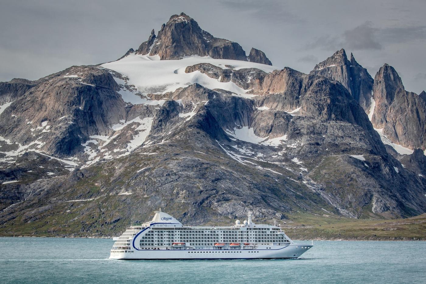 cruises from boston to greenland