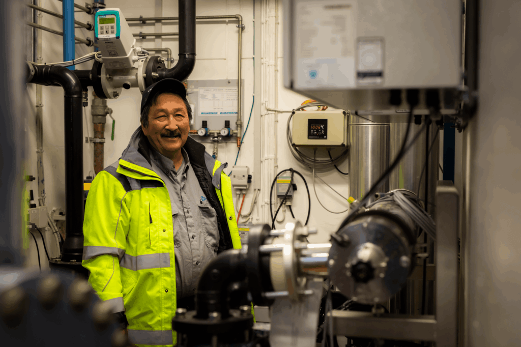 When Ice Becomes (Drinking) Water- Greenland's Energy Heroes 5