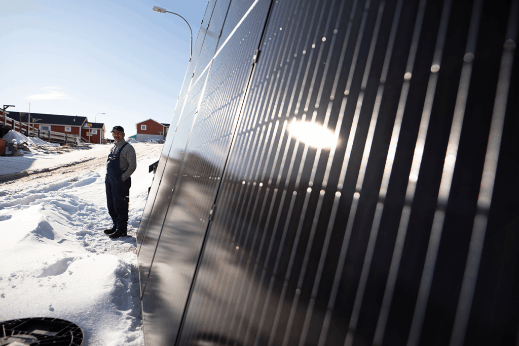 When Ice Becomes (Drinking) Water- Greenland's Energy Heroes 7