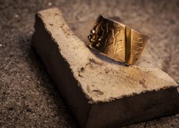 A Kontrast Smykker by Marianne Farup Hansen gold ring design from Sisimiut in Greenland. By Mads Pihl